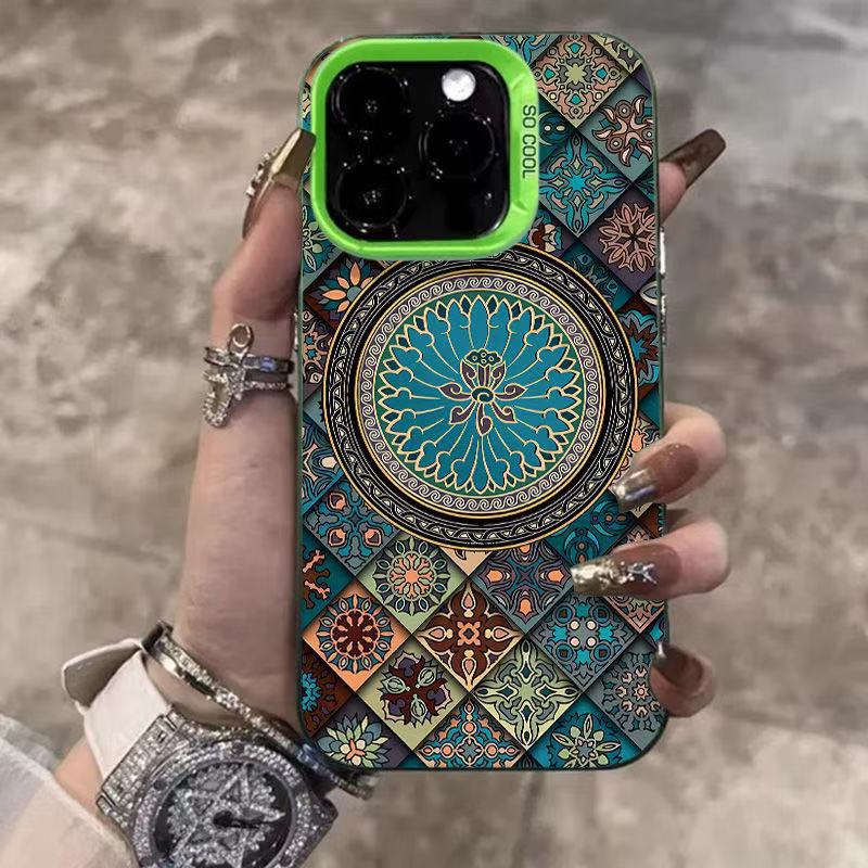 Ethnic Style Patterned Phone Case Niche